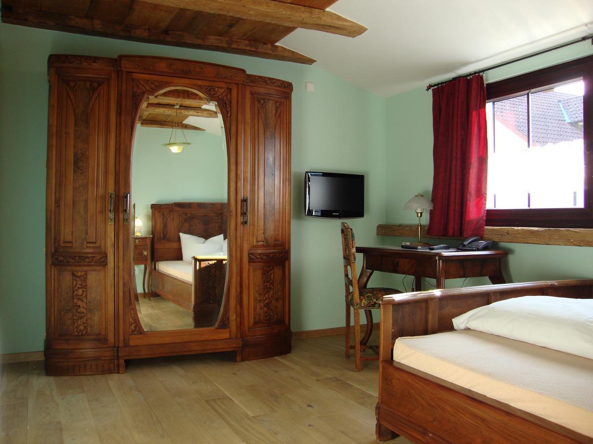 Historisches Genusshotel Loewen Шопфхайм Экстерьер фото